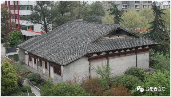 女性独自旅行是种怎样的体验？游戏画面